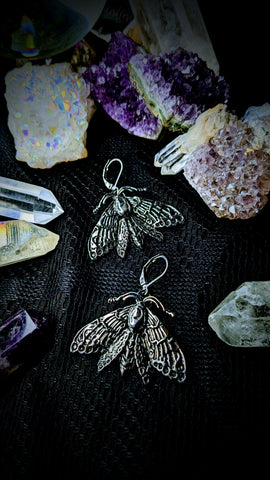 Moths Earrings (medium)