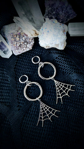 Spider webs O Rings